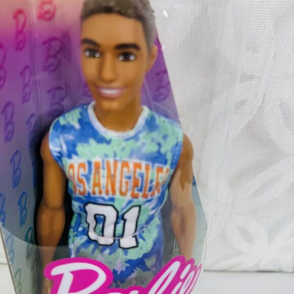 Barbie Ken Fashionistas Doll 212 Prosthetic Leg Los Angeles Jersey Purple Short - Picture 4 of 6